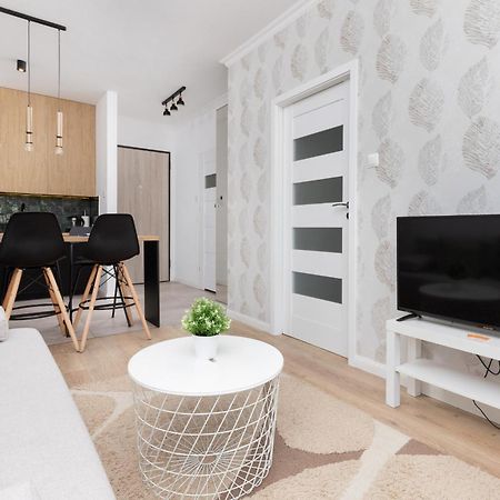 Starowiejska Apartment With Balcony Next To Arena Gdansk Stadium By Noclegi Renters Exterior photo